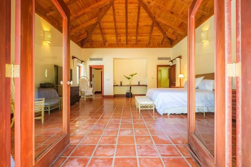 Lomas 26 Villa La Romana