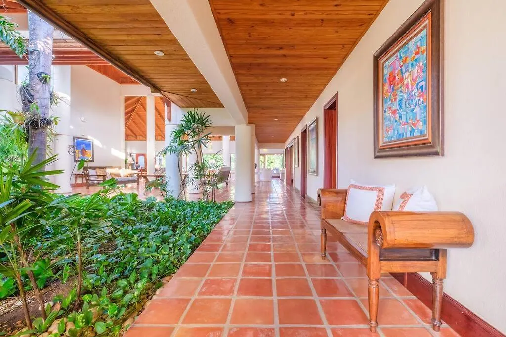 Lomas 26 Villa La Romana